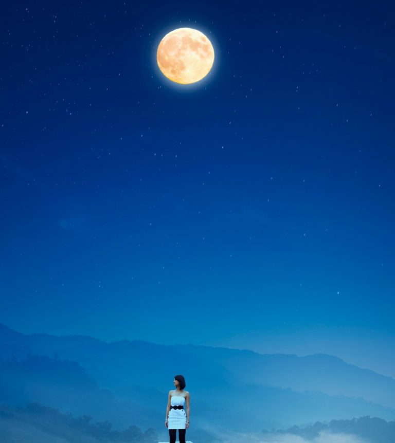 How to Use the Full Moon to Have Psychic Dreams