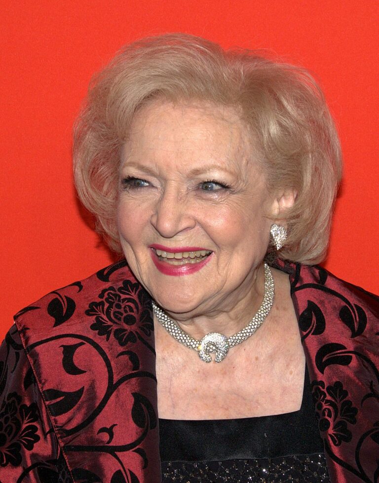 Did Betty White’s Last Words Prove She Saw Her Late Husband Before Passing Away?