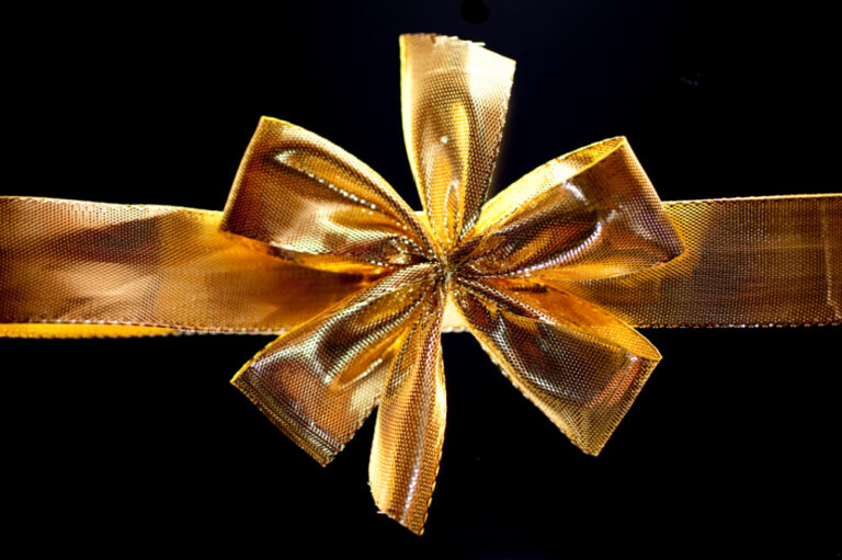 A couple gifts for Libra season (and my approach to gift-giving)